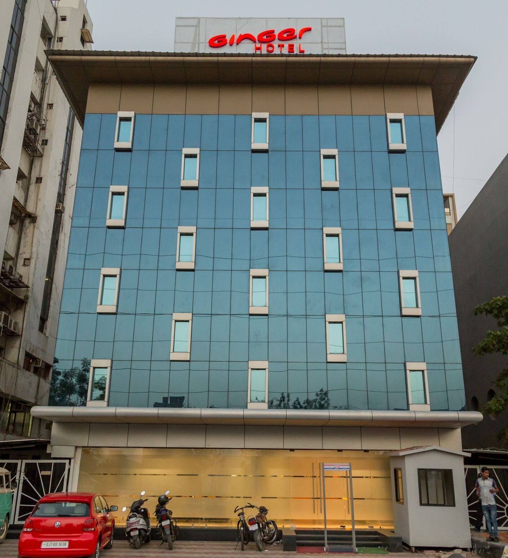 The Silver Leaf Hotel Ахмедабад Экстерьер фото